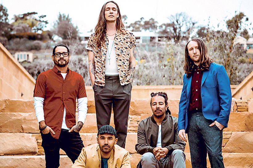 Incubus 2017, con Boyd al centro y Einziger a la derecha.