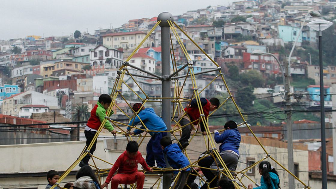 niños plaza