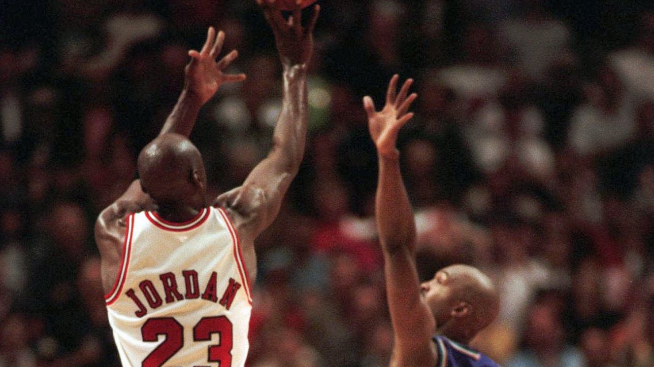 MJ's game winner seals epic Game 6 in 1998 NBA Finals - ESPN Video