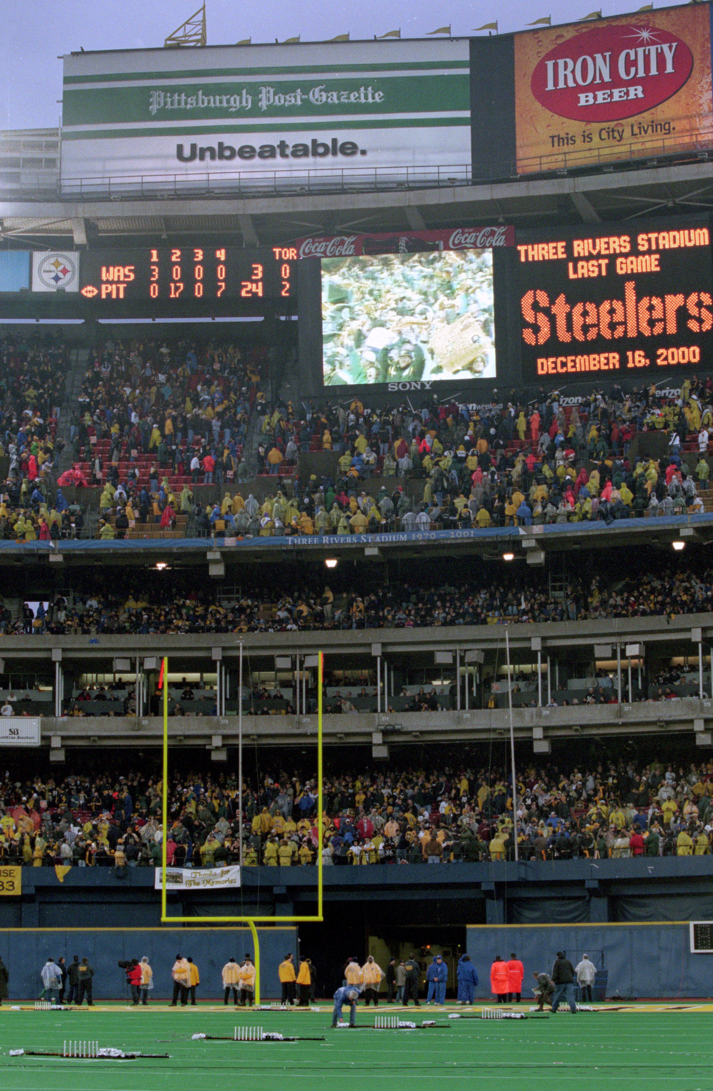 PHOTOS: Steelers defeat Redskins in final game at Three Rivers Stadium –  WPXI