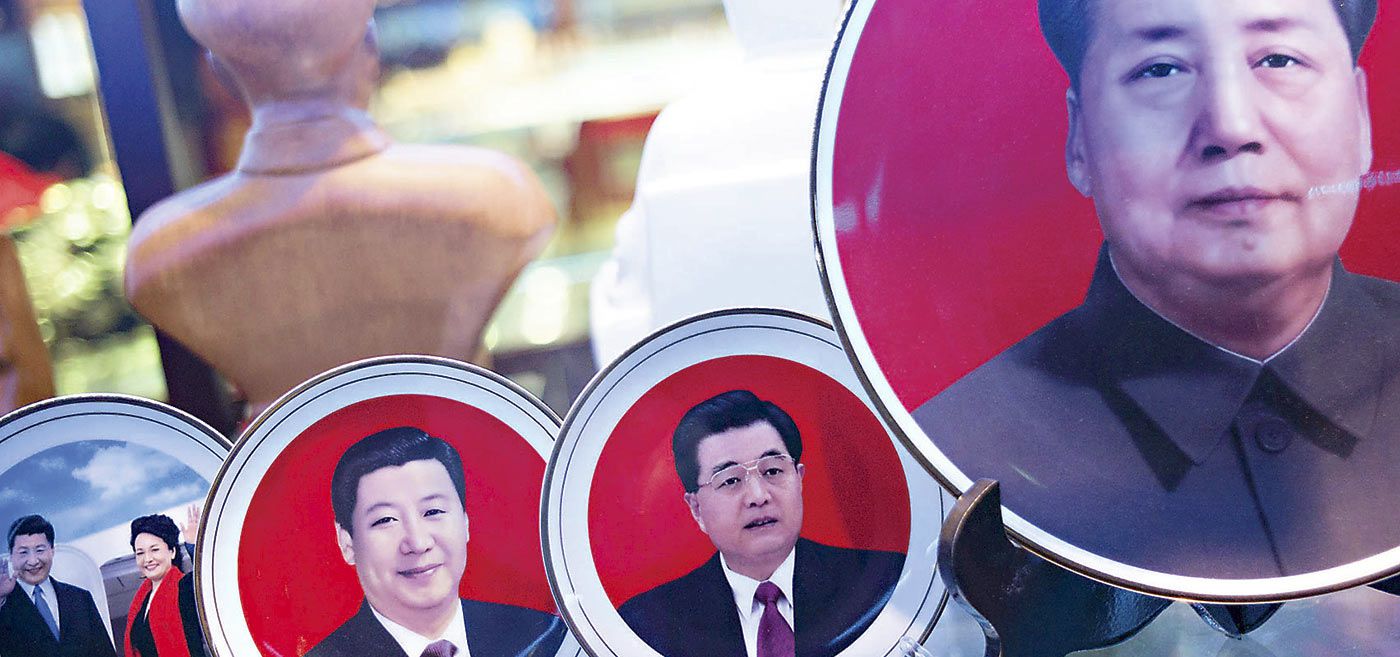 portraits-of-chinese-leaders-are-on-display-35321274