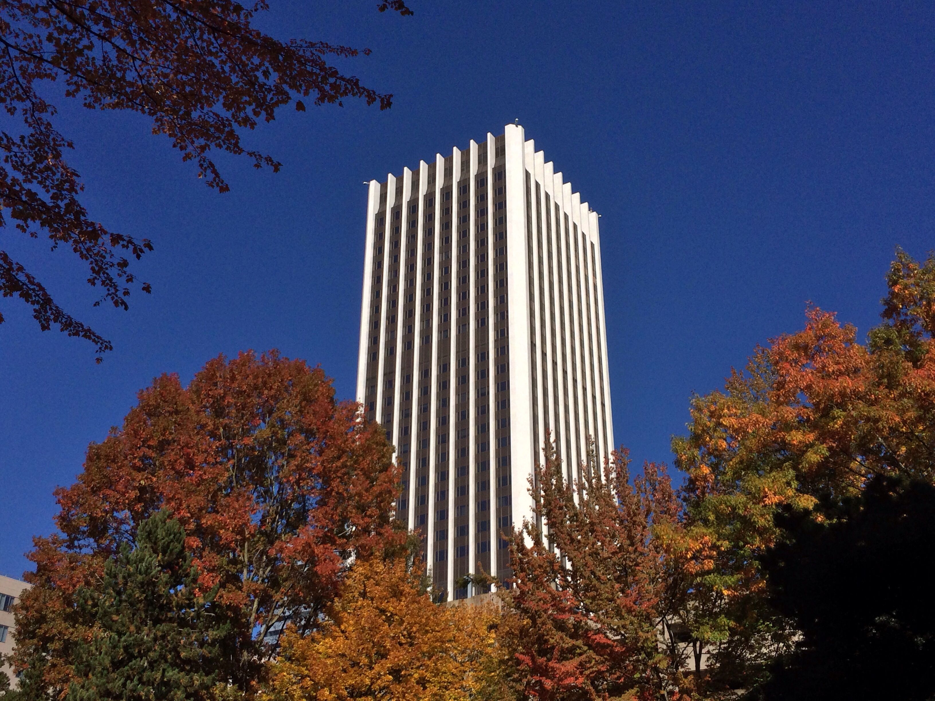 Wells Fargo Center in Downtown Portland Editorial Stock Image