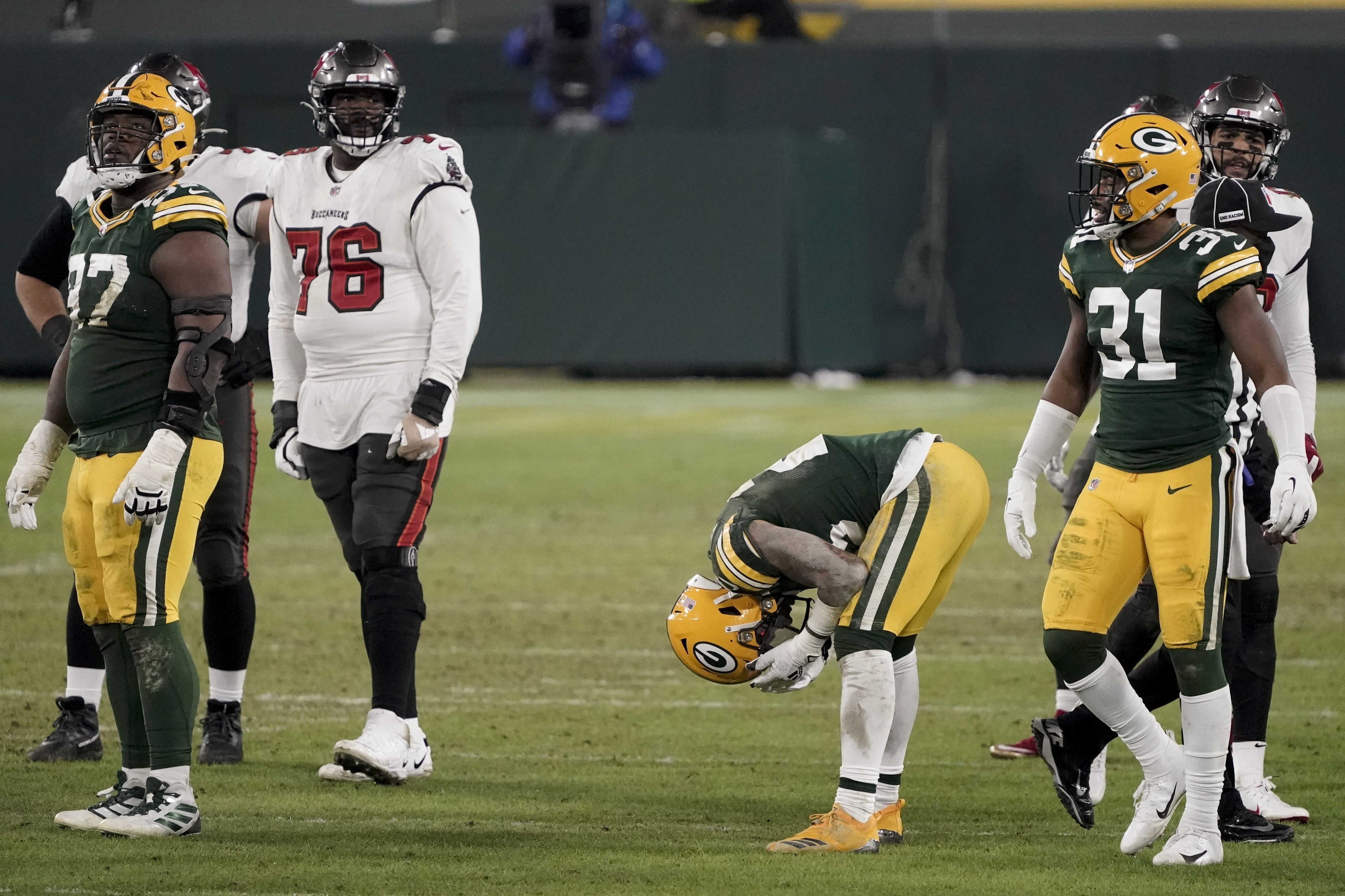 Road warriors: Tampa Bay Buccaneers win 31-26 at Green Bay, reach Super Bowl