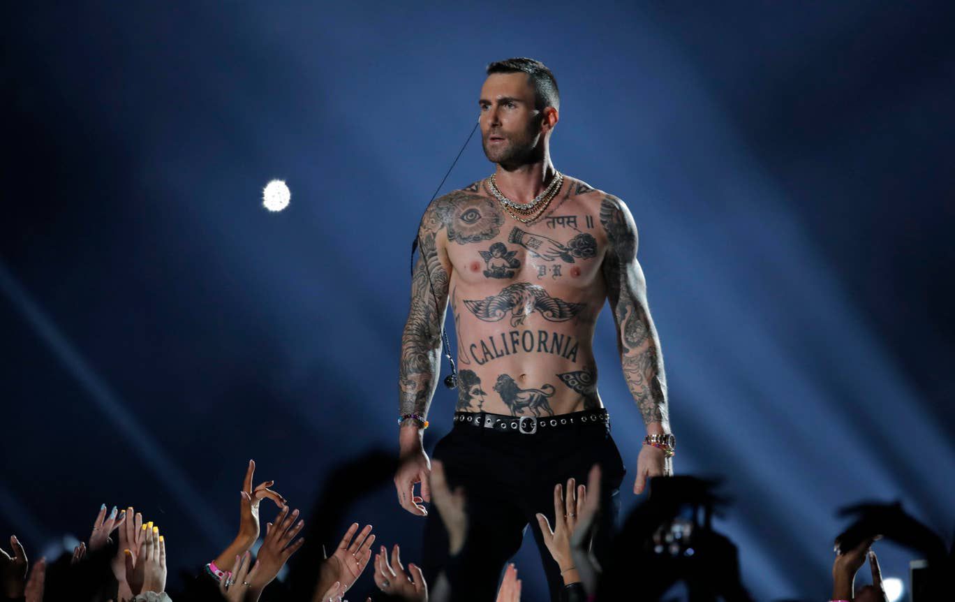 Maroon-5-Super-Bowl-33