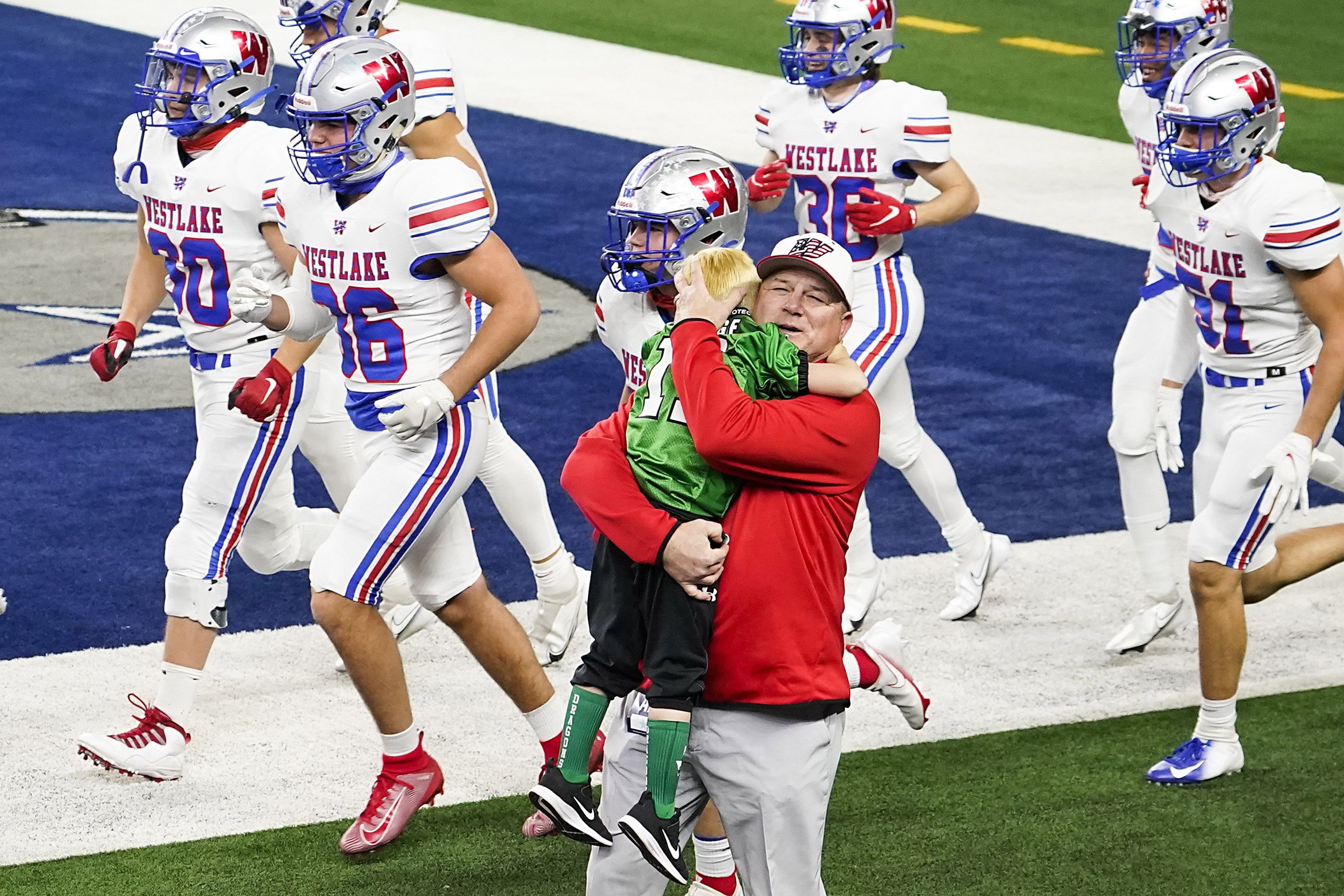 High school football: Westlake, Carroll clash in the Dodge Bowl