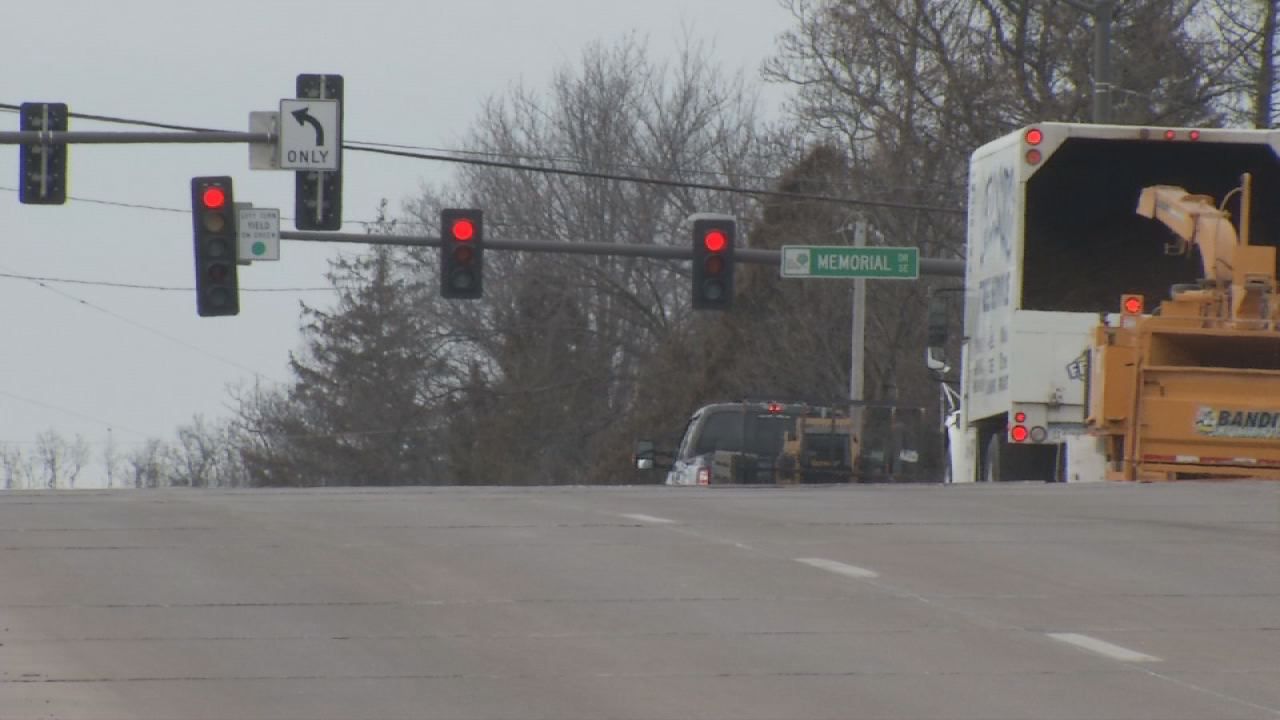 Flashing yellow lights at night on CR streets almost gone