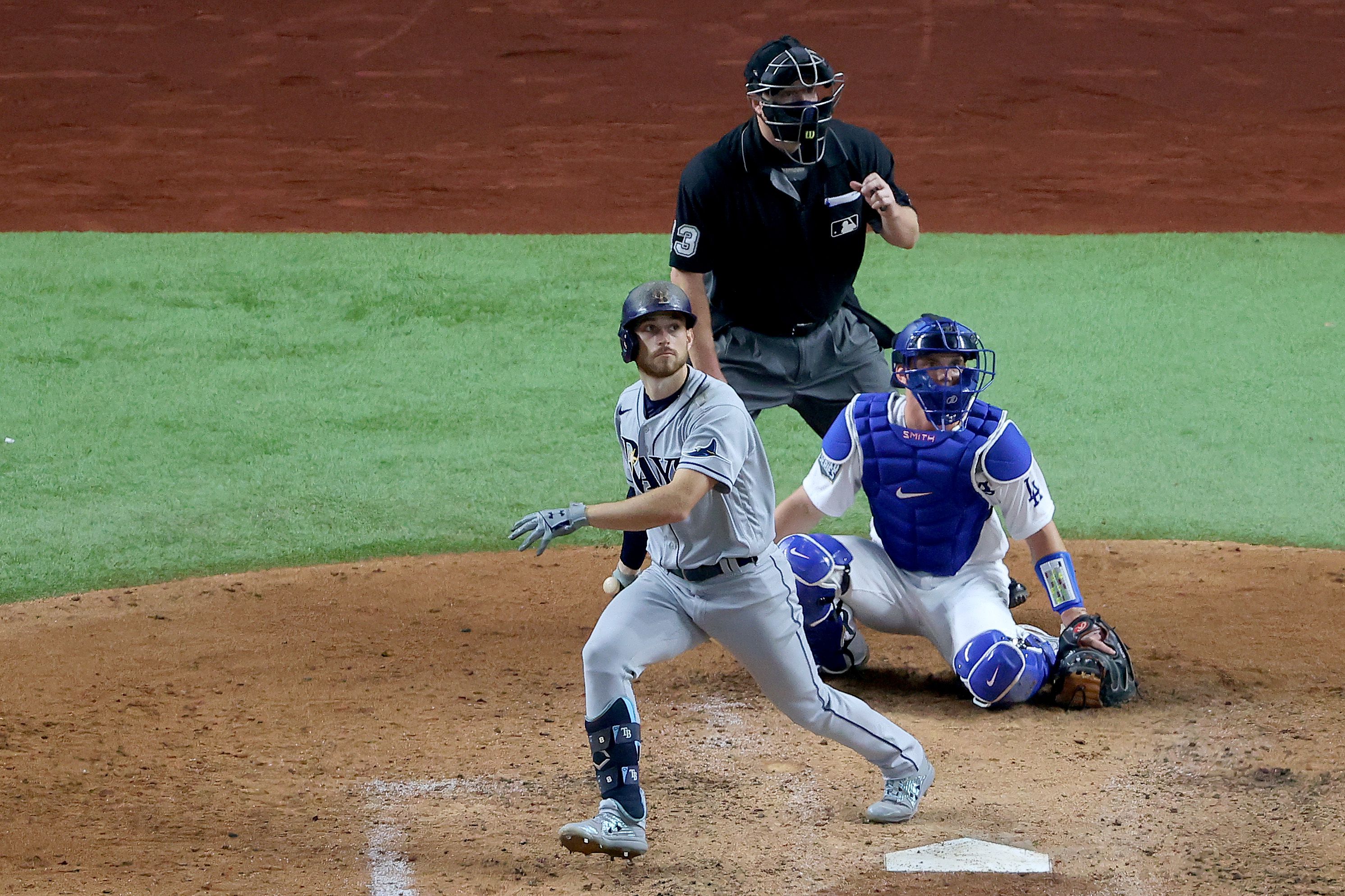 Brandon Lowe's walk-off single completes Rays' comeback over