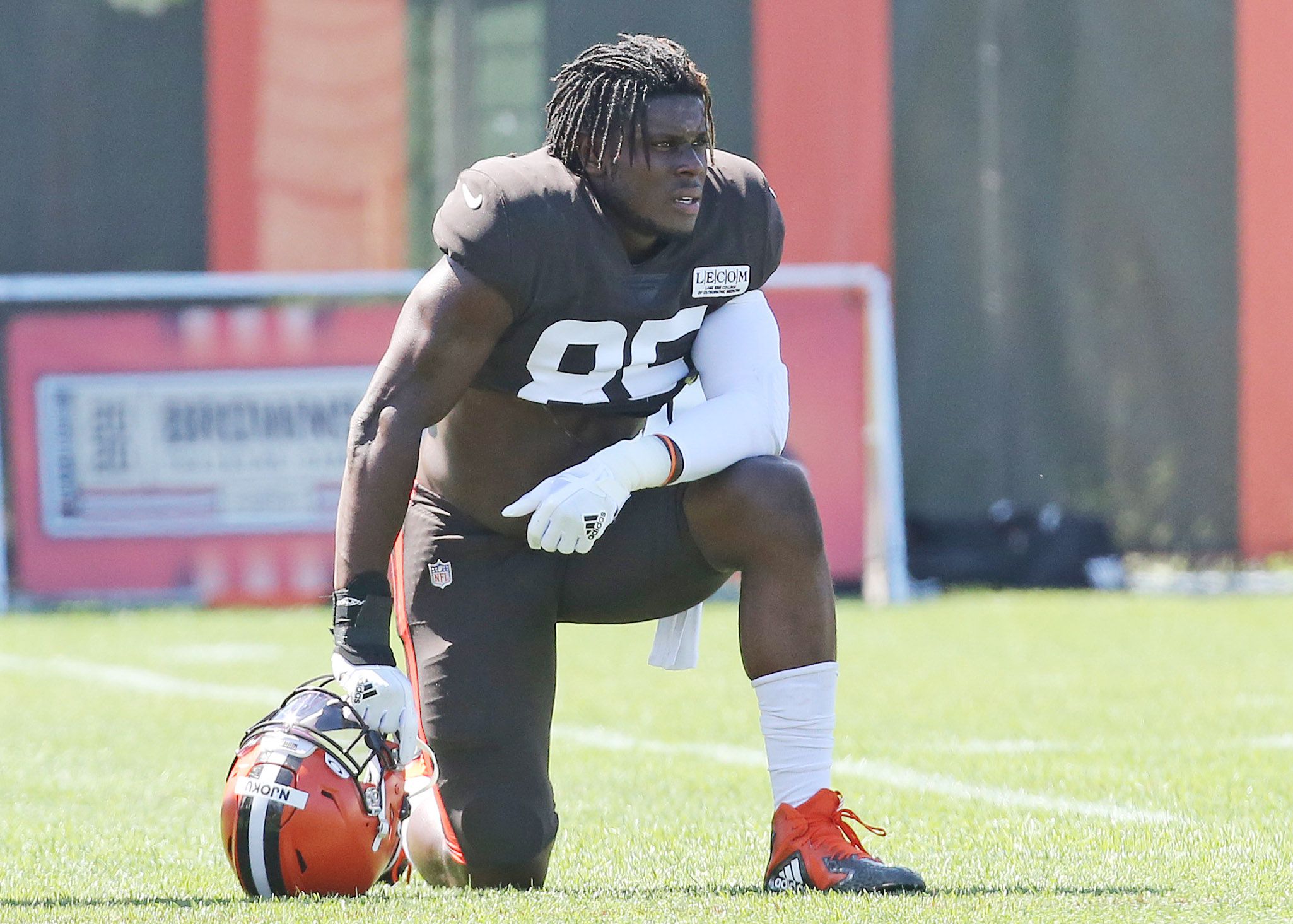 David Njoku says Cleveland Browns have tools to achieve NFL