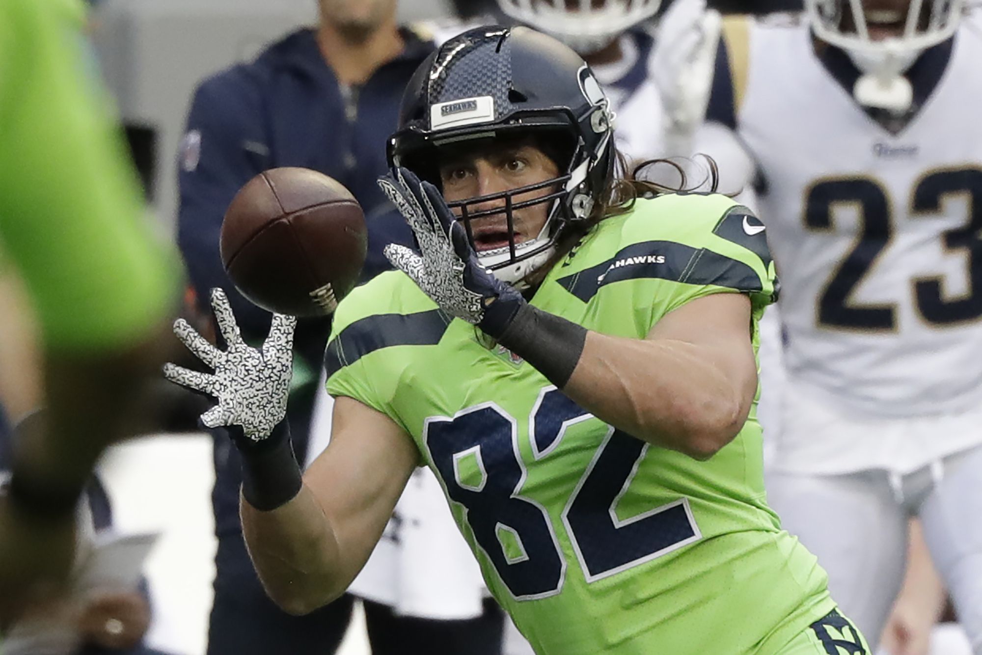 Seattle, United States. 3rd Oct, 2019. Seattle Seahawks running back Chris  Carson (32) catches the winning 5-yard touchdown pass against the Los  Angeles Rams at CenturyLink Field during the fourth quarter in