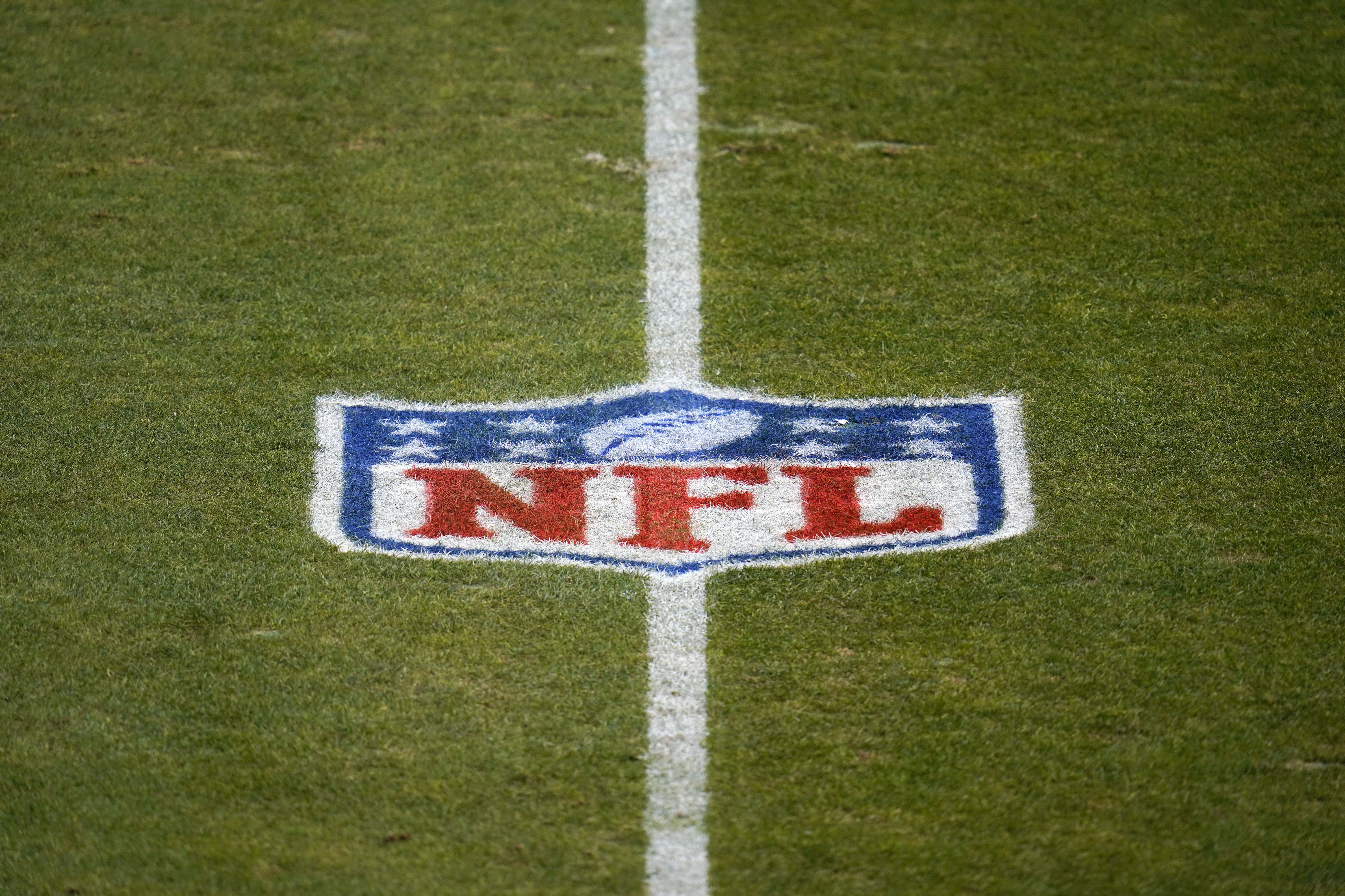 How much do NFL players make during the playoffs?