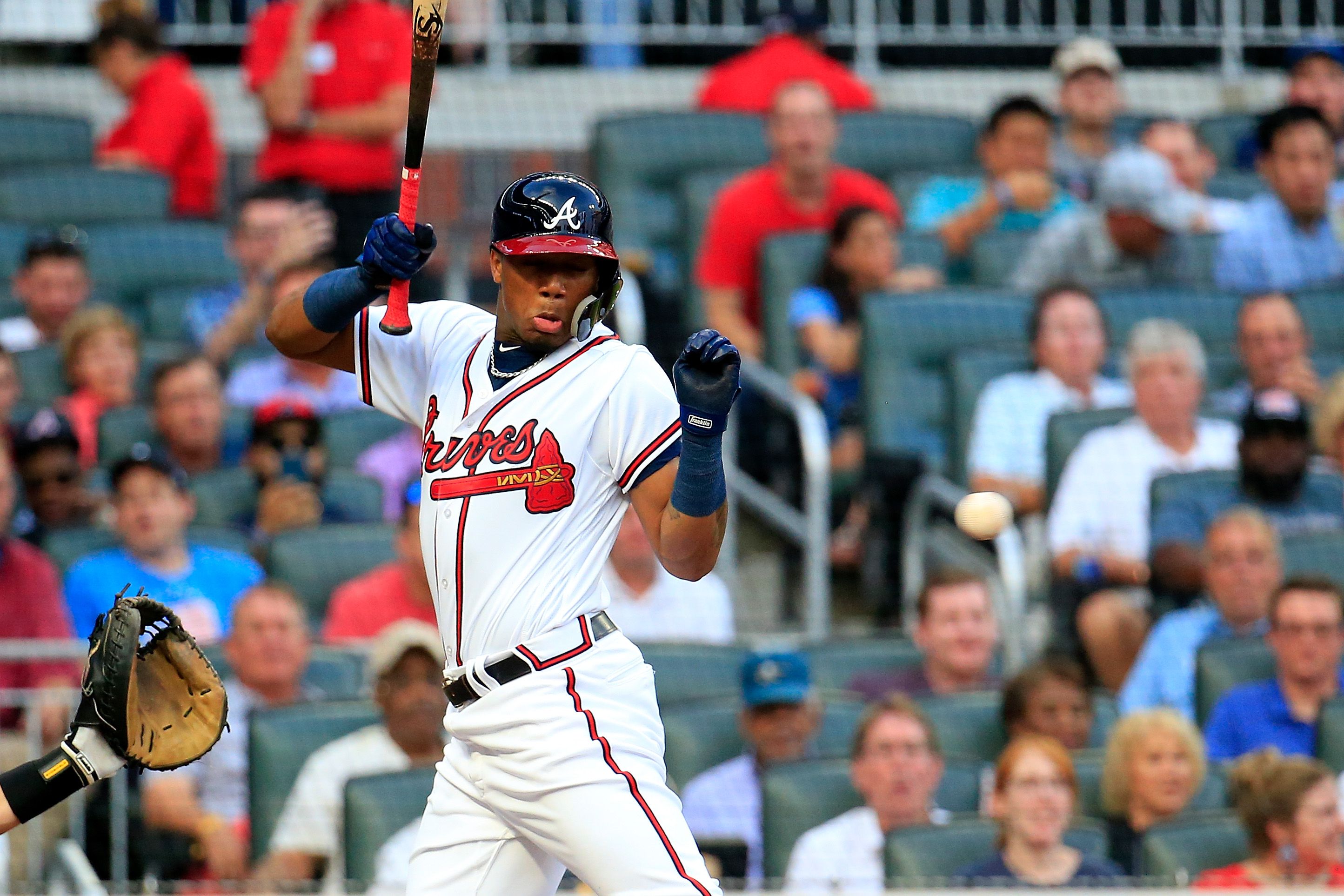 Braves' Jansen incensed after umpire cuts warmup short