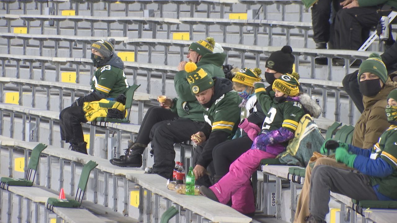 Packers fans are back at Lambeau, boosting businesses that rely on game day  sales