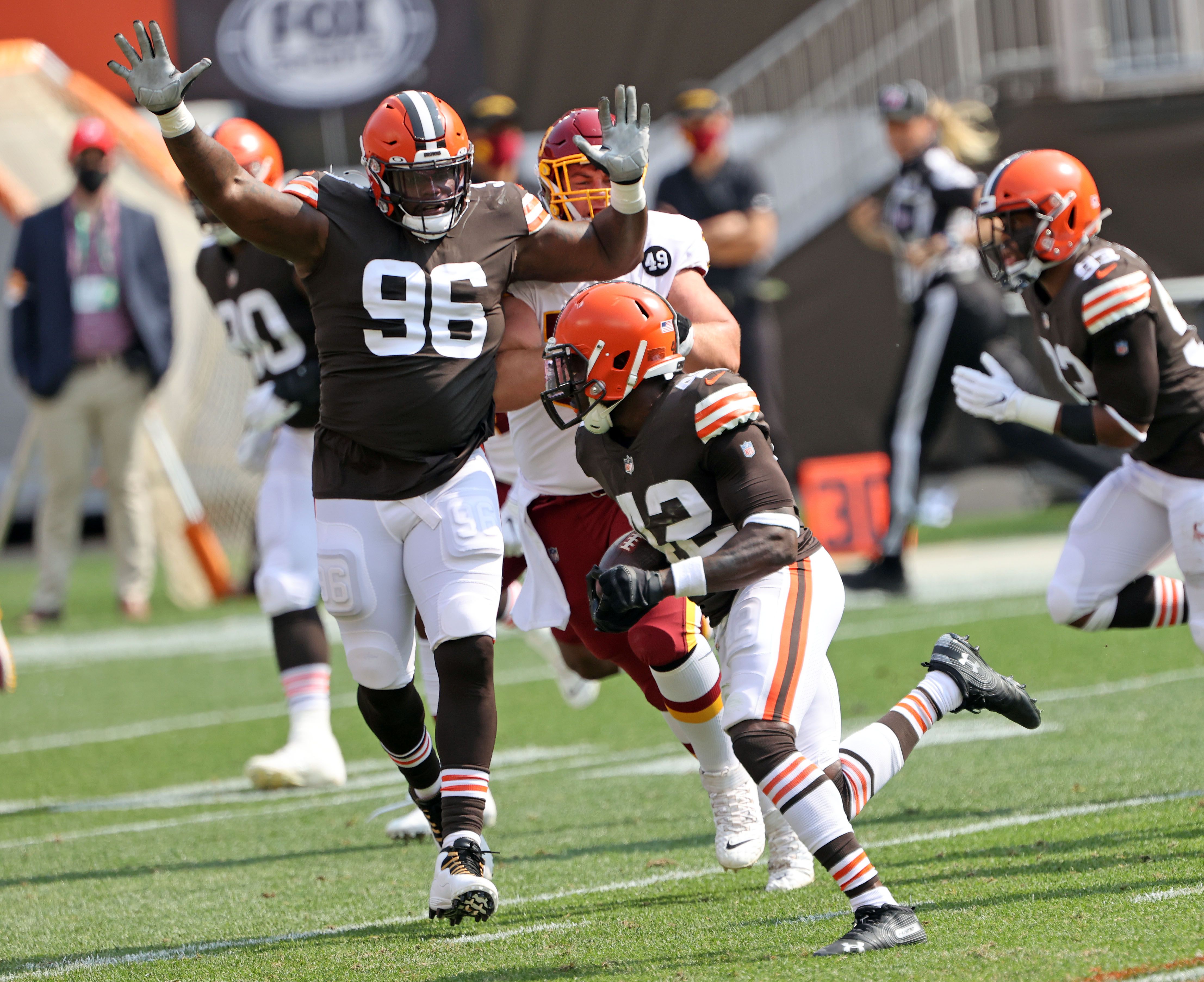 Browns win vs. Bengals:  photographers' favorite photos from  game 