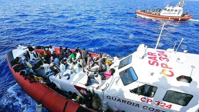 Por Mar Y Por Tierra Mas Refugiados Llegan A Europa La Prensa Panama