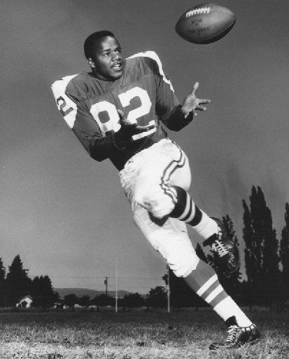 Former receiver Frank Clarke, a member of the original Cowboys team of 1960,  dies at 84