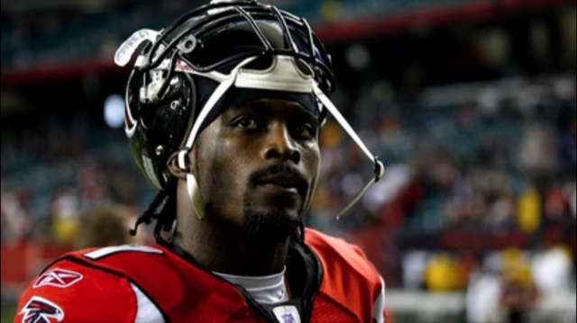 Mike Vick apparently owns a dog again - NBC Sports