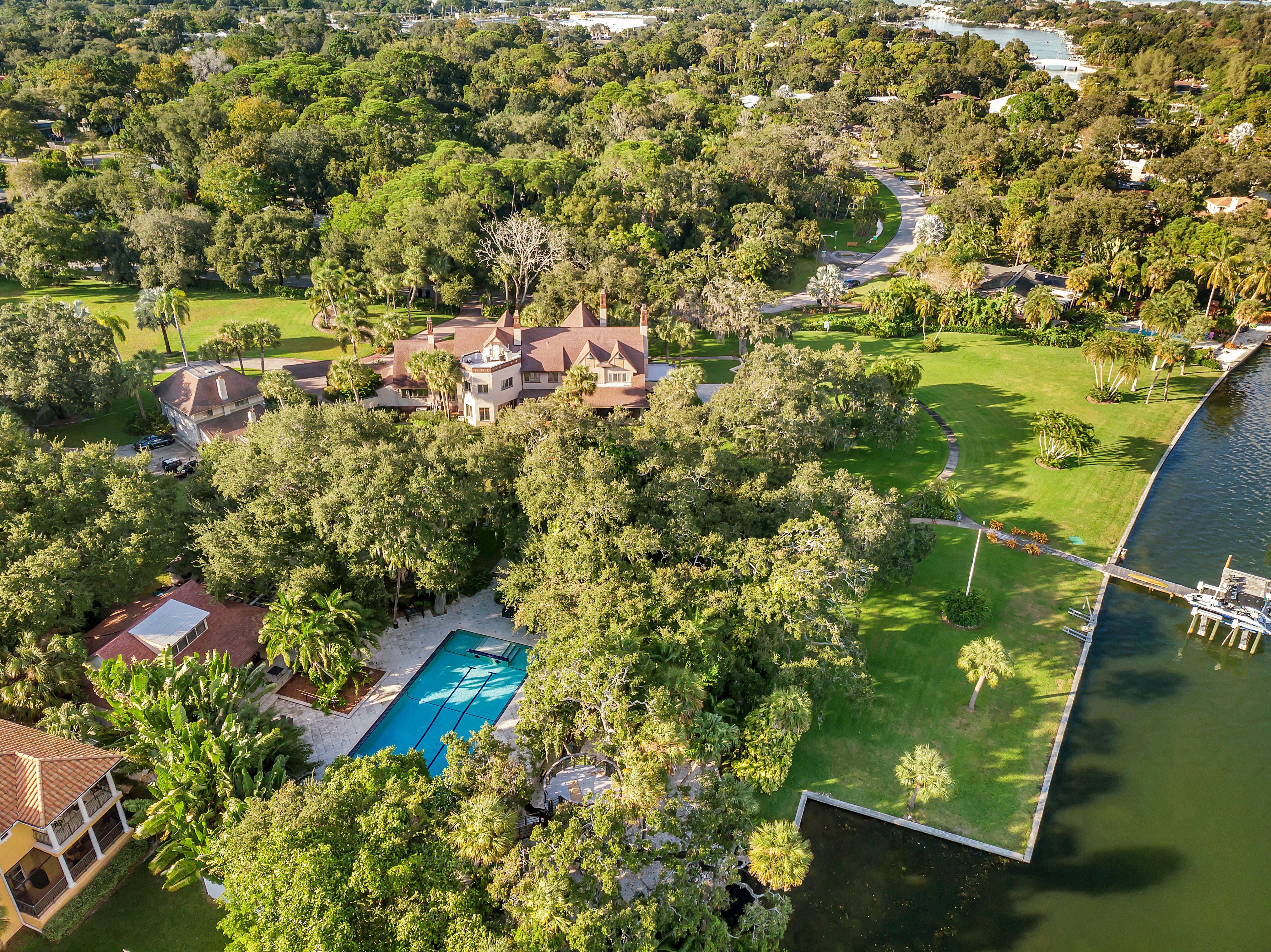 10 super Tampa Bay houses on sale Super Bowl week