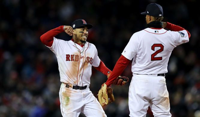 Betts y Arenado entre los Ganadores del Guante de Oro de Grandes