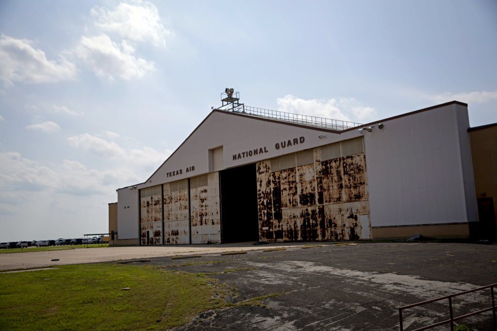 As cleanup deadline nears, Dallas is battling the Navy over old Hensley  Field