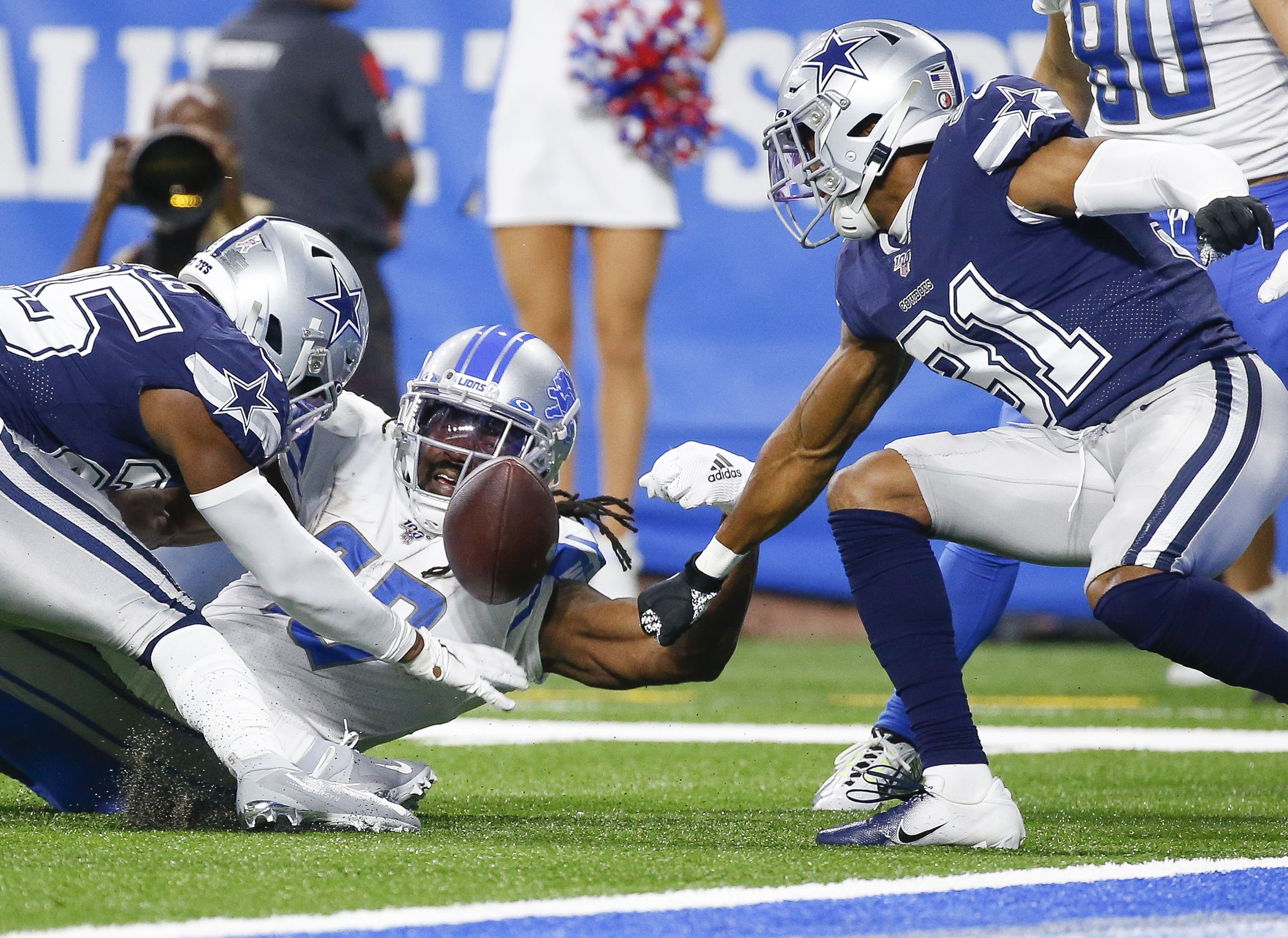 Cowboys-Lions sideline exclusive: Just when you think you've seen