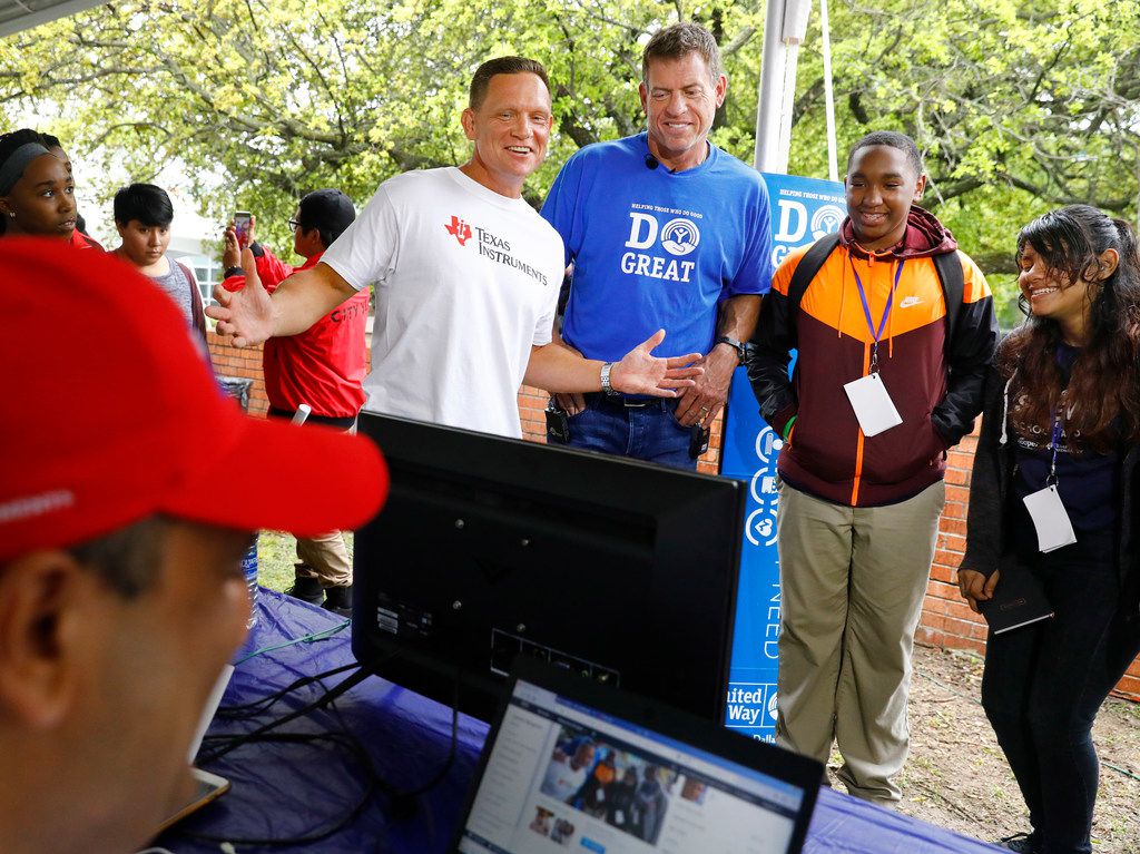 Aikman passes United Way torch after raising more than $61 million