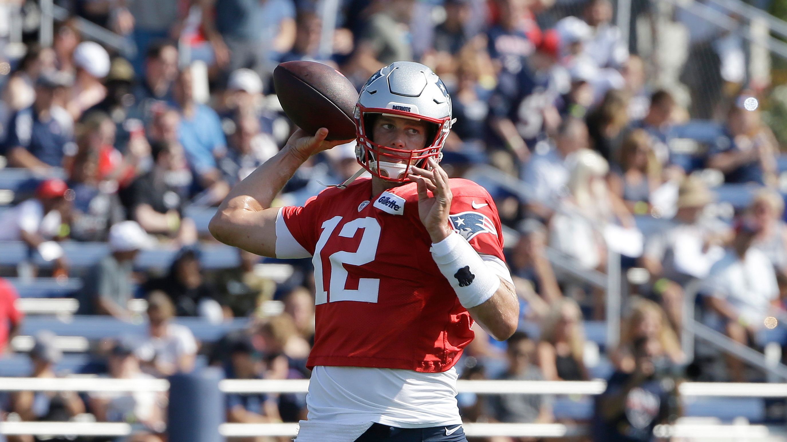 A 'dark era' begins in New England: Patriots' first 0-2 start since Tom  Brady took over