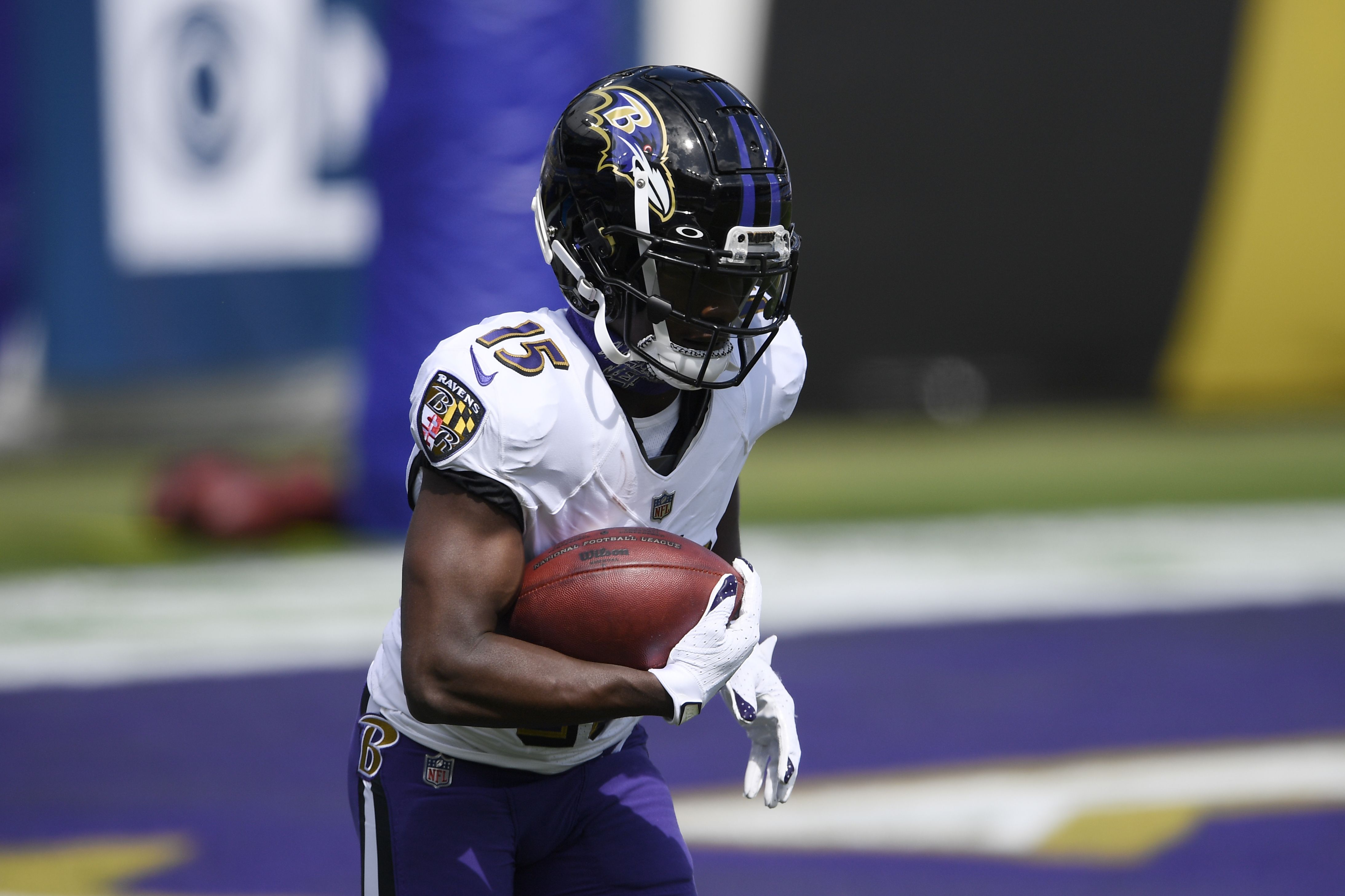 Baltimore Ravens' Marquise Brown misses practice with knee injury; several  players return 