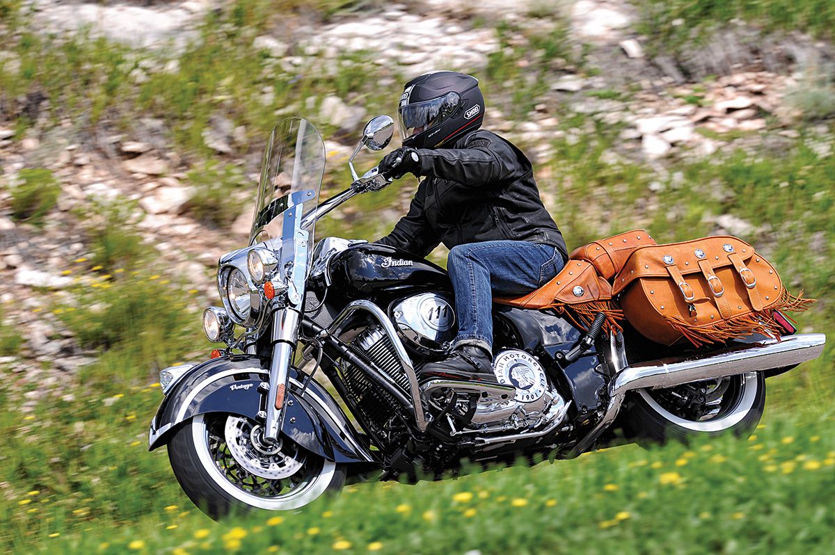 2014 Indian Chief Vintage and Chieftain Bagger- First Ride Review