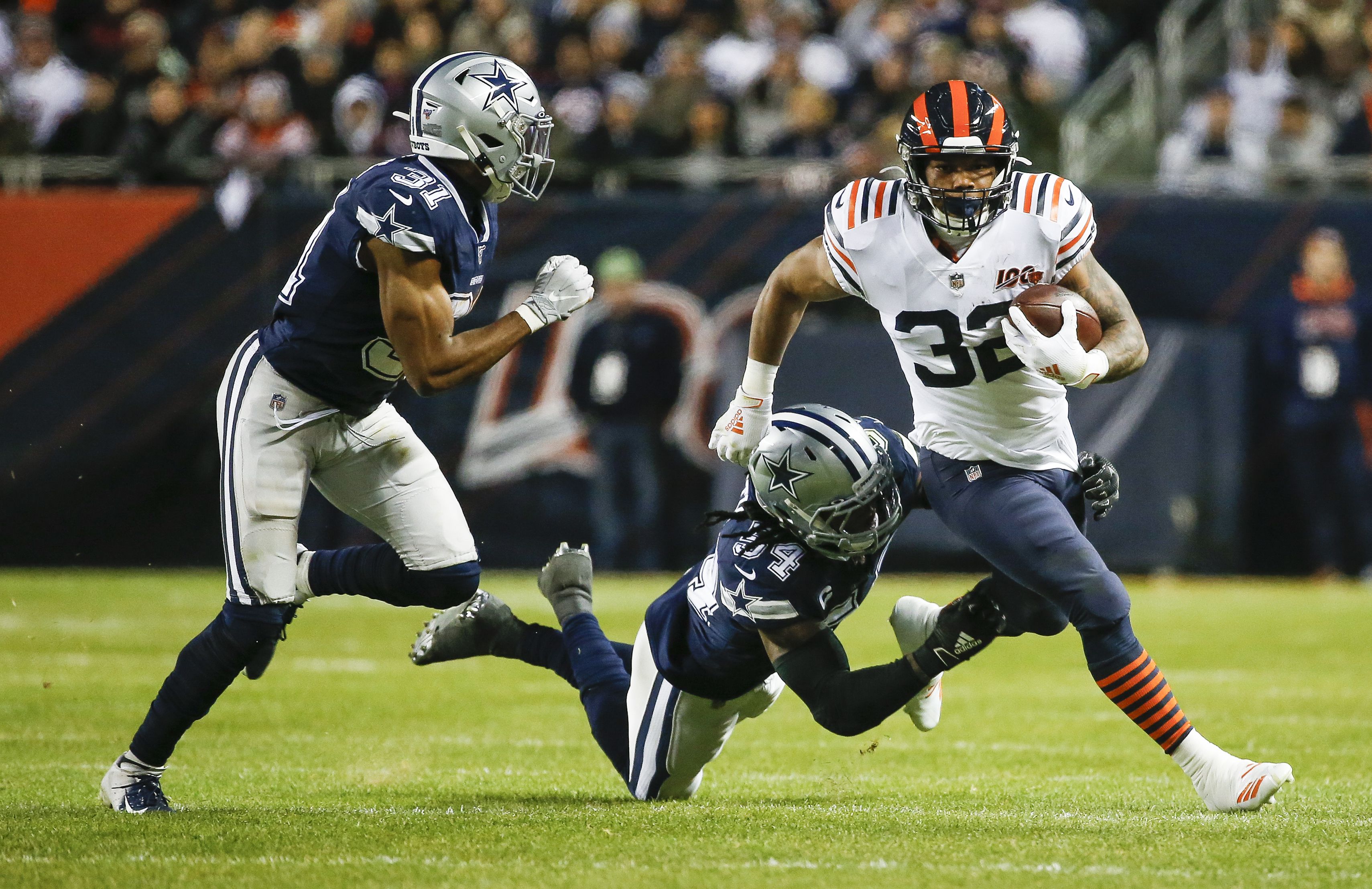 August 24th, 2019:.Dallas Cowboys linebacker Jaylon Smith (54) and