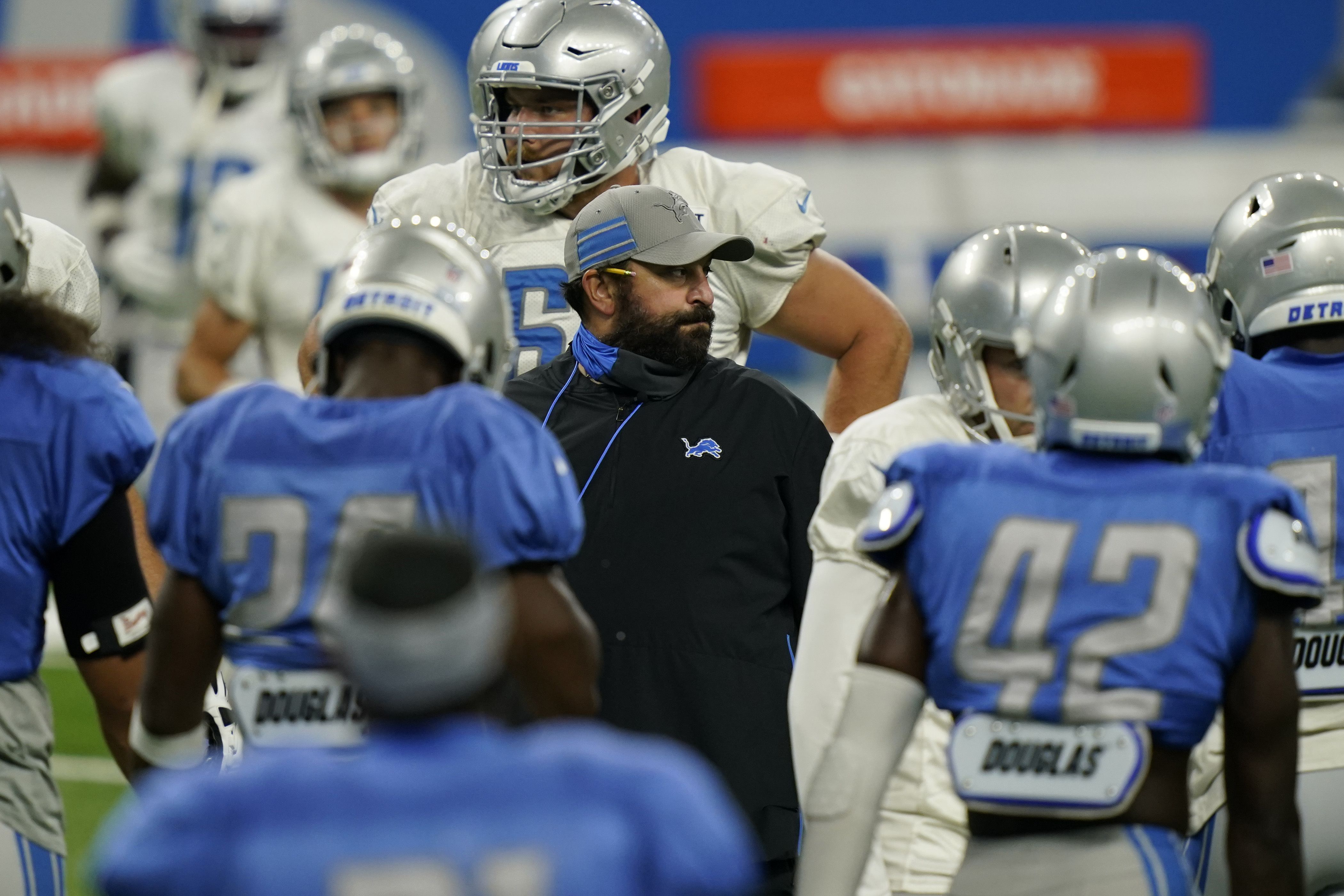 Here are all 25 players the Detroit Lions moved on from this