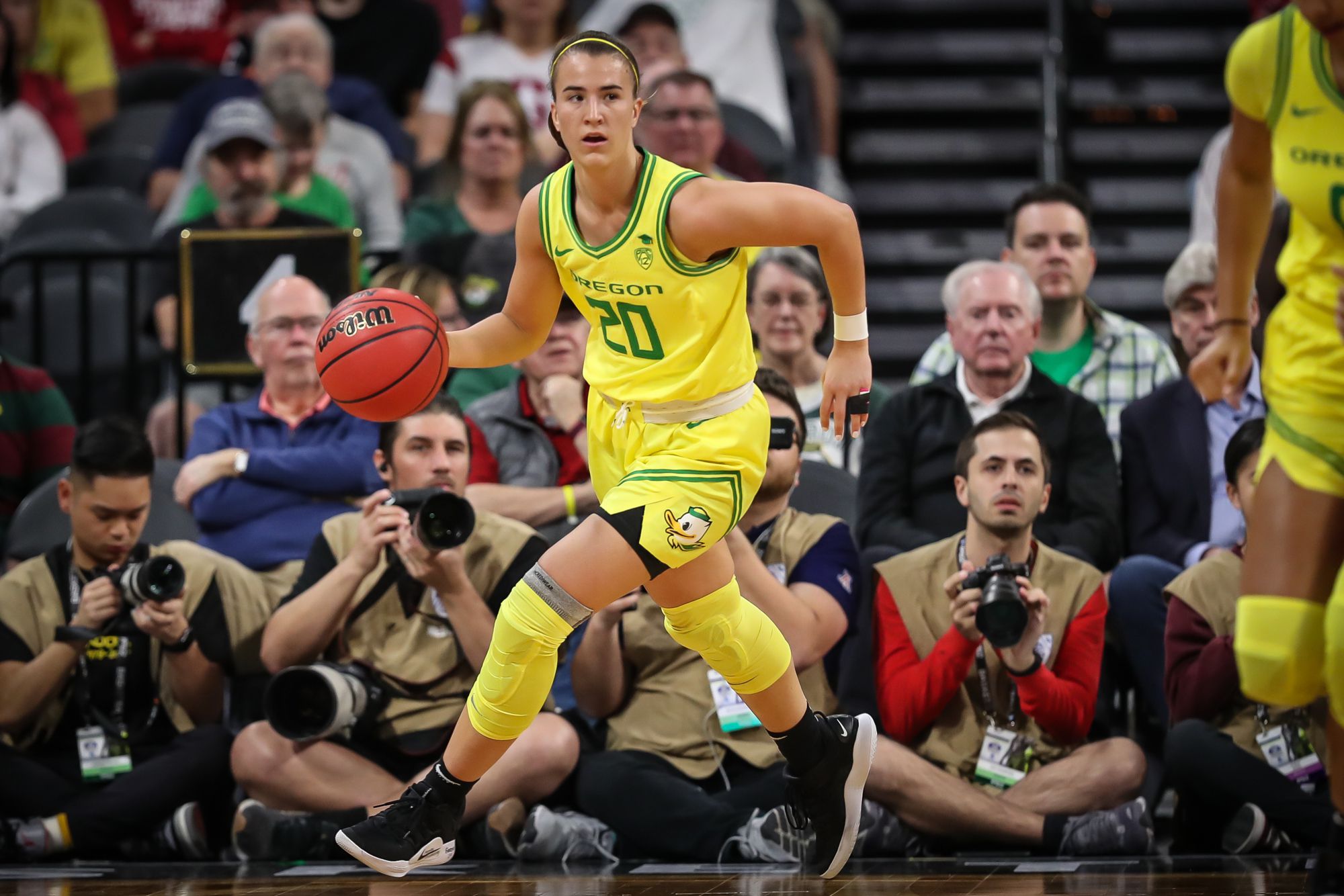 Oregon star Sabrina Ionescu is AP women's player of the year