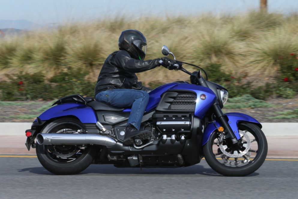 2014 honda gold wing 2024 valkyrie