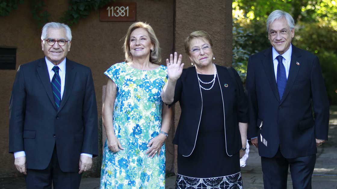 Michelle Bachelet visita a Sebastian Piñera