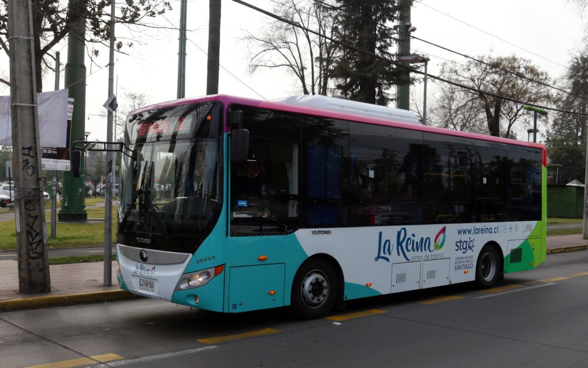 ENTREGA BUSES YUTONG LA REINA2116