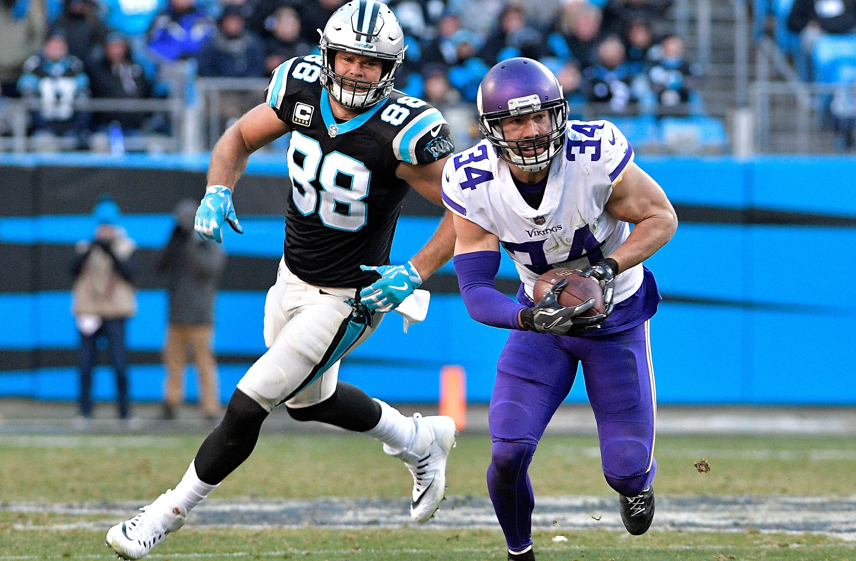 Panthers TE Greg Olsen to call Cardinals vs. Giants game on Fox Week 7