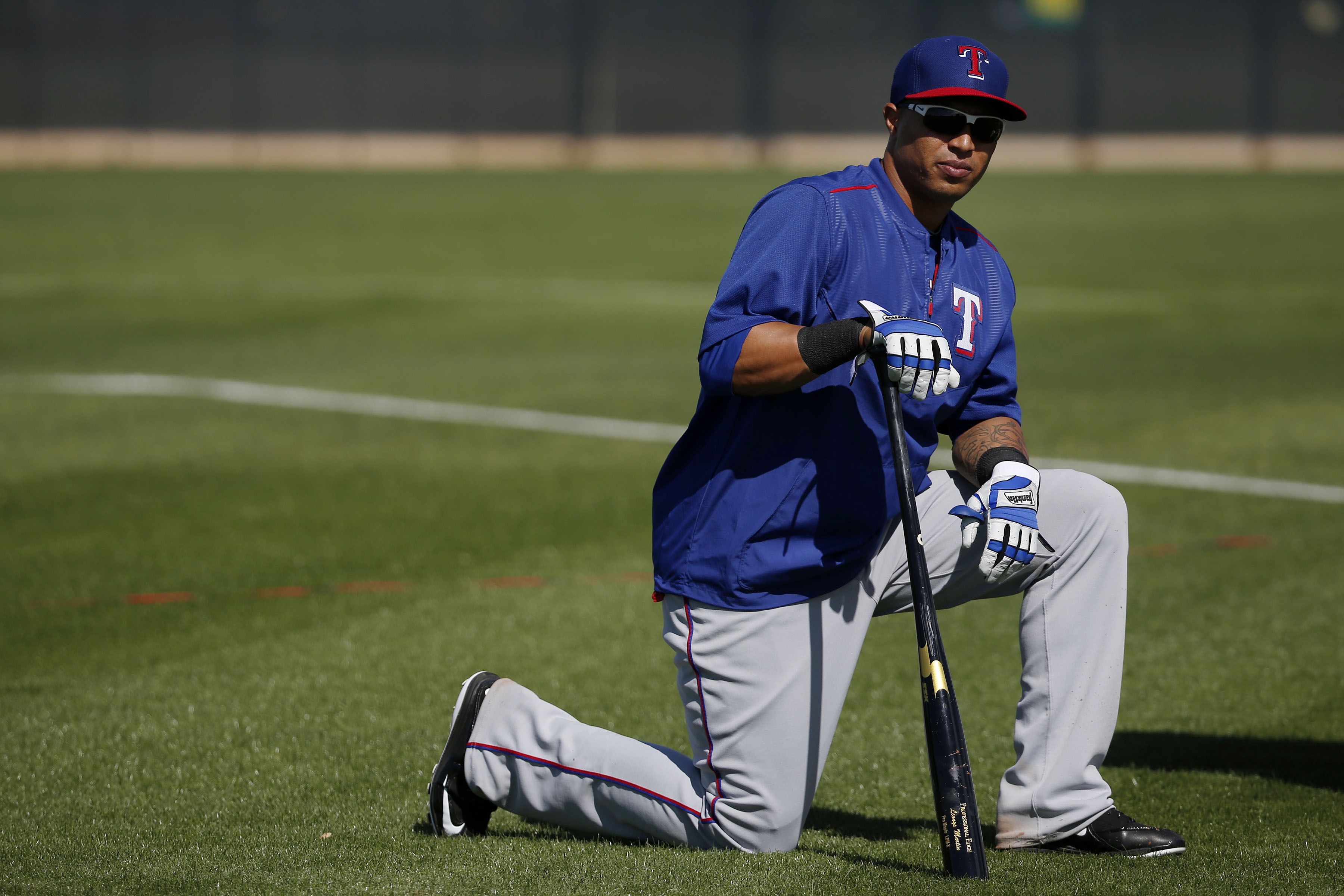 What Pros Wear: Beltre, Elvis, Prince and the Gear of the 2015