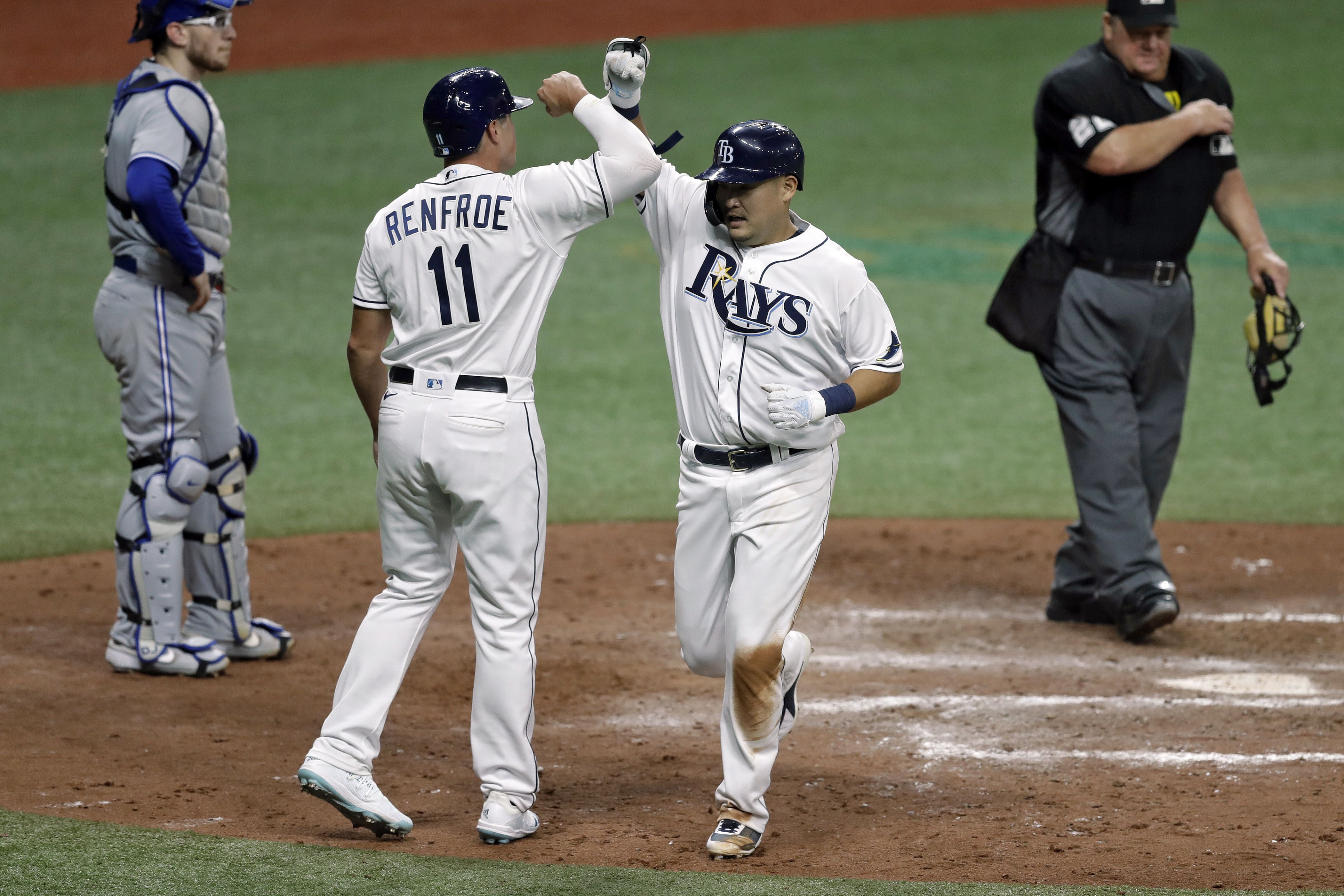 MLB: Yoshitomo Tsustugo hits game-ending homer - The Mainichi