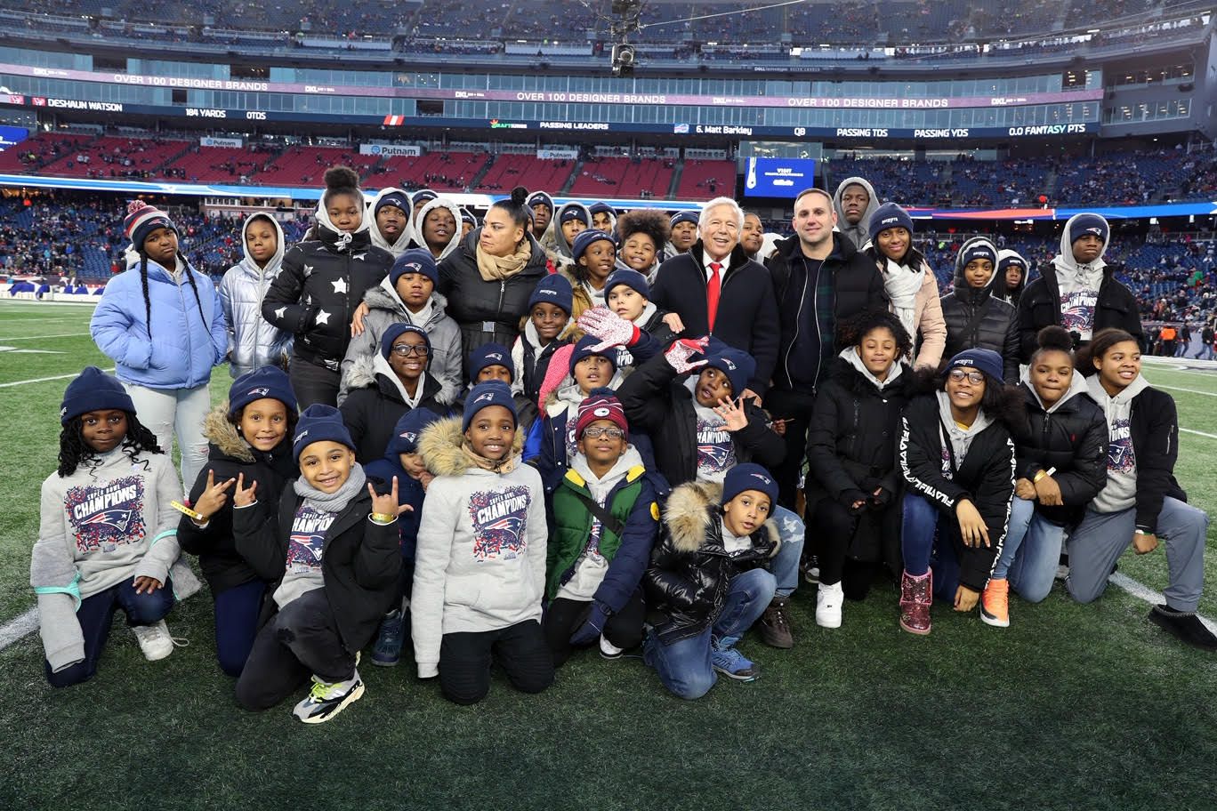 Meek Mill And Reform Alliance Partner With Philadelphia Eagles And 76ers  For Special Holiday Event