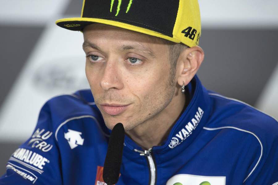 valentino-rossi-900x600.jpg